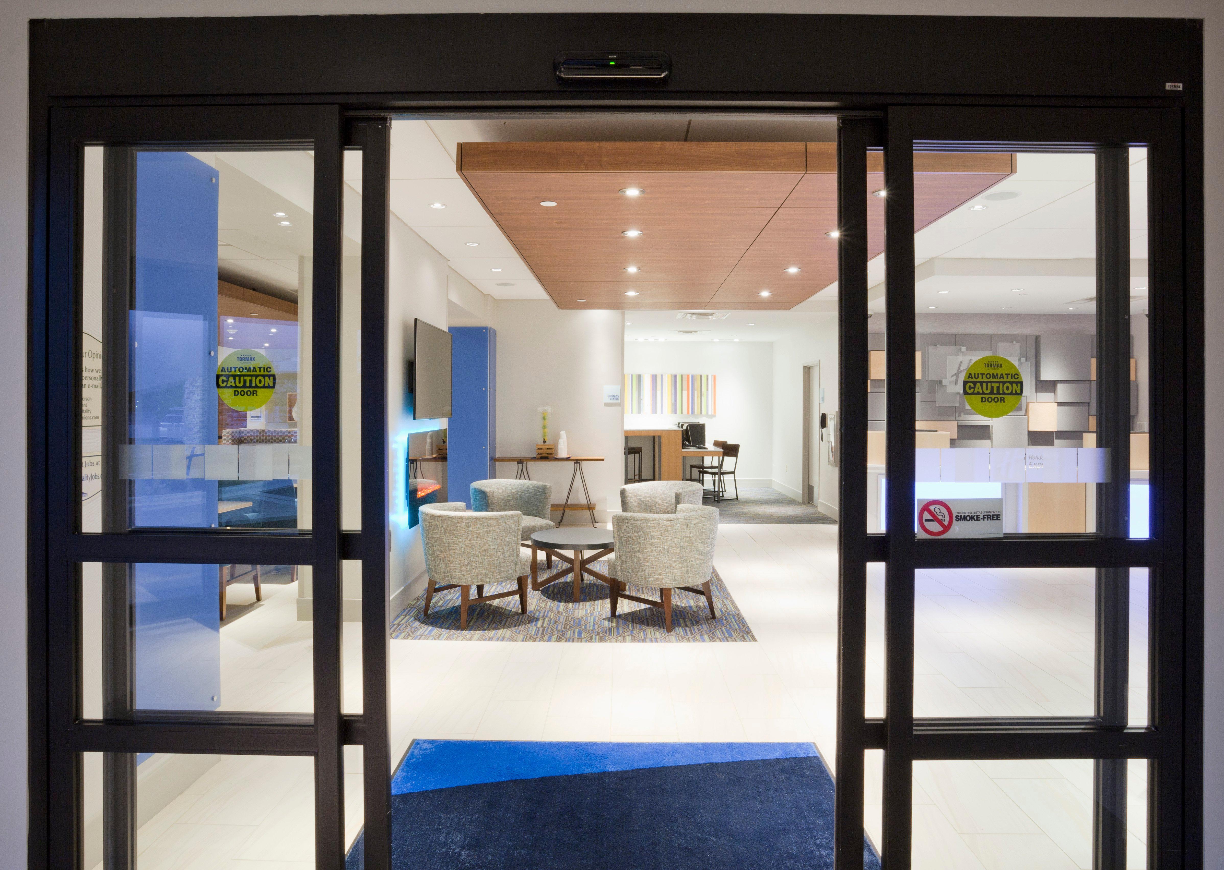 Holiday Inn Express Roseville-St. Paul By Ihg Exterior foto