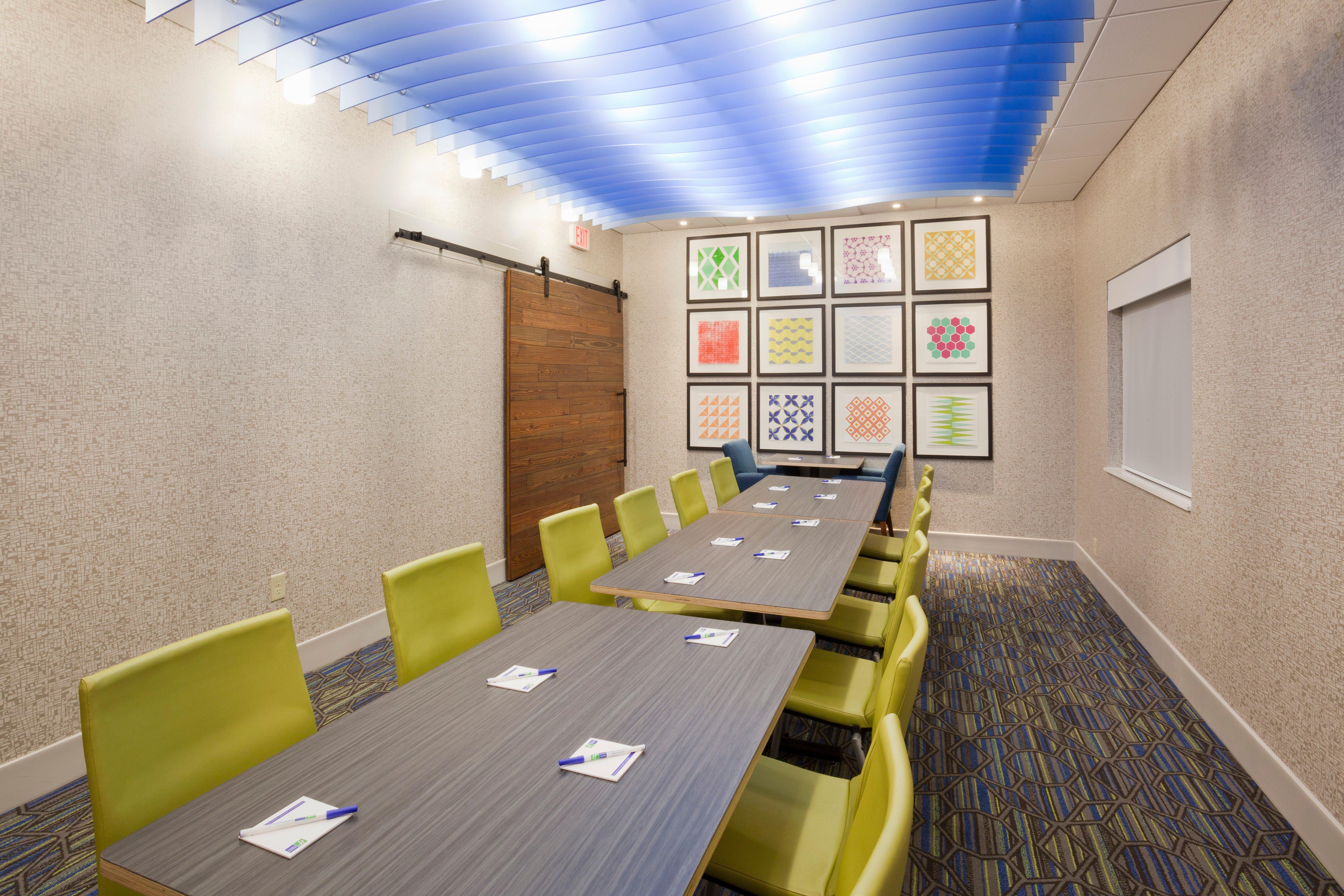 Holiday Inn Express Roseville-St. Paul By Ihg Exterior foto