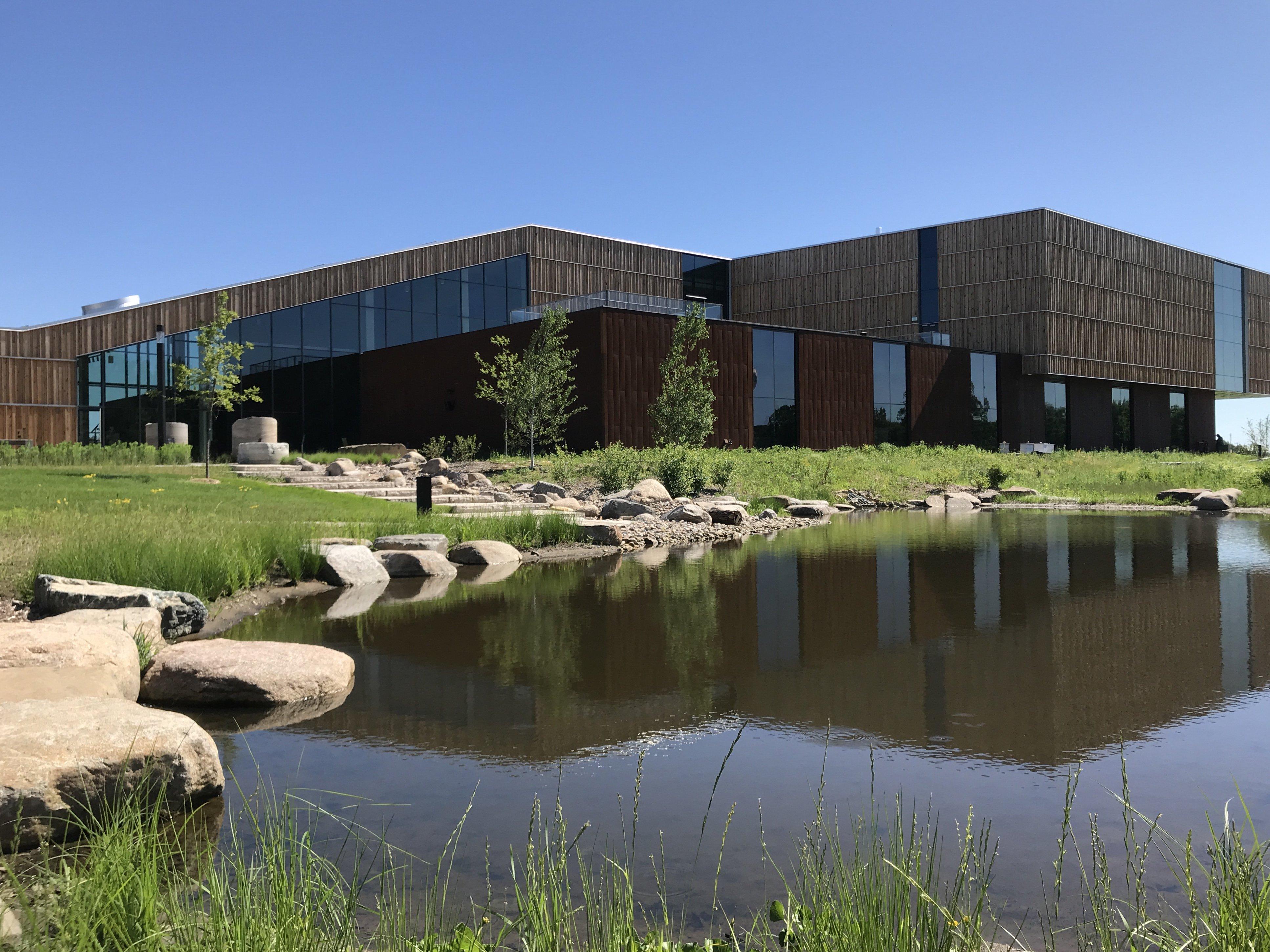 Holiday Inn Express Roseville-St. Paul By Ihg Exterior foto